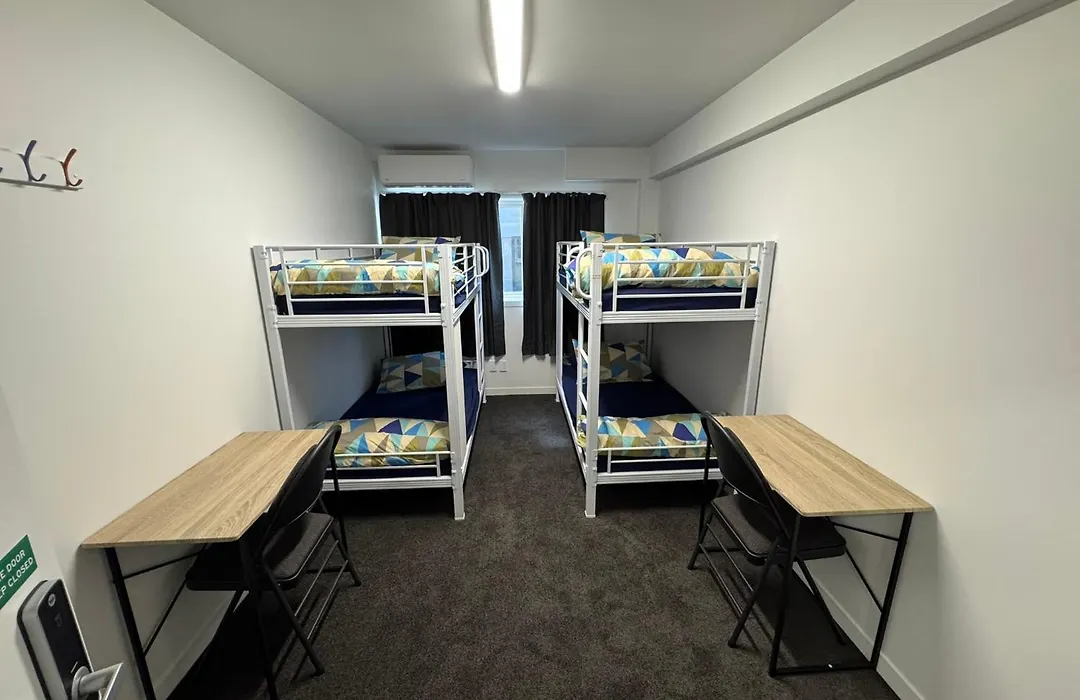 Backpackers Central Hamilton-1